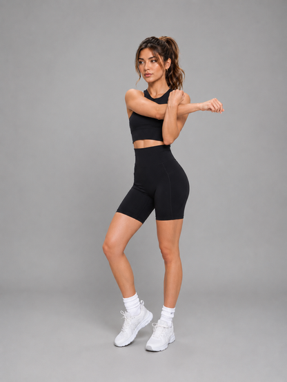 Rosa Pocket Shorts 7" - Onyx Black