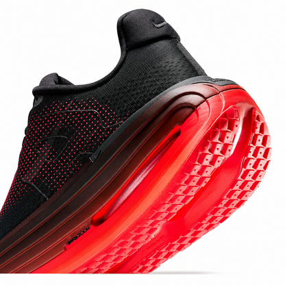 Vomero Premium "Black Bright Crimson"